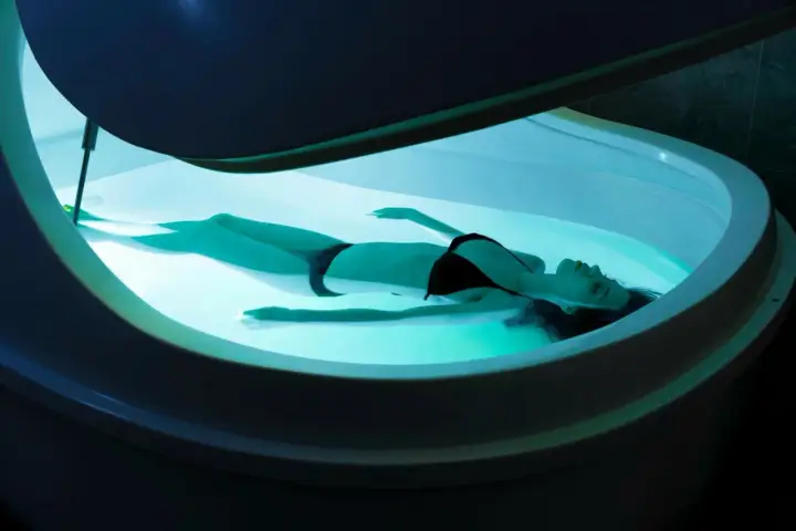 Cloud-9 Float & Wellness