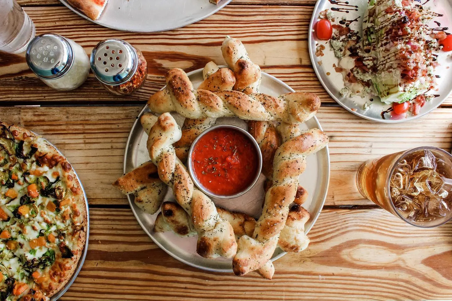 Sidewall Pizza