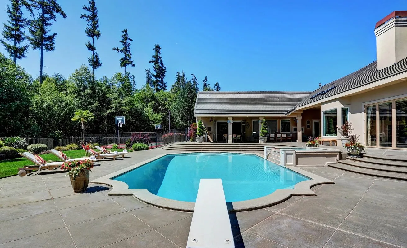 Professional Pool and Spa Service