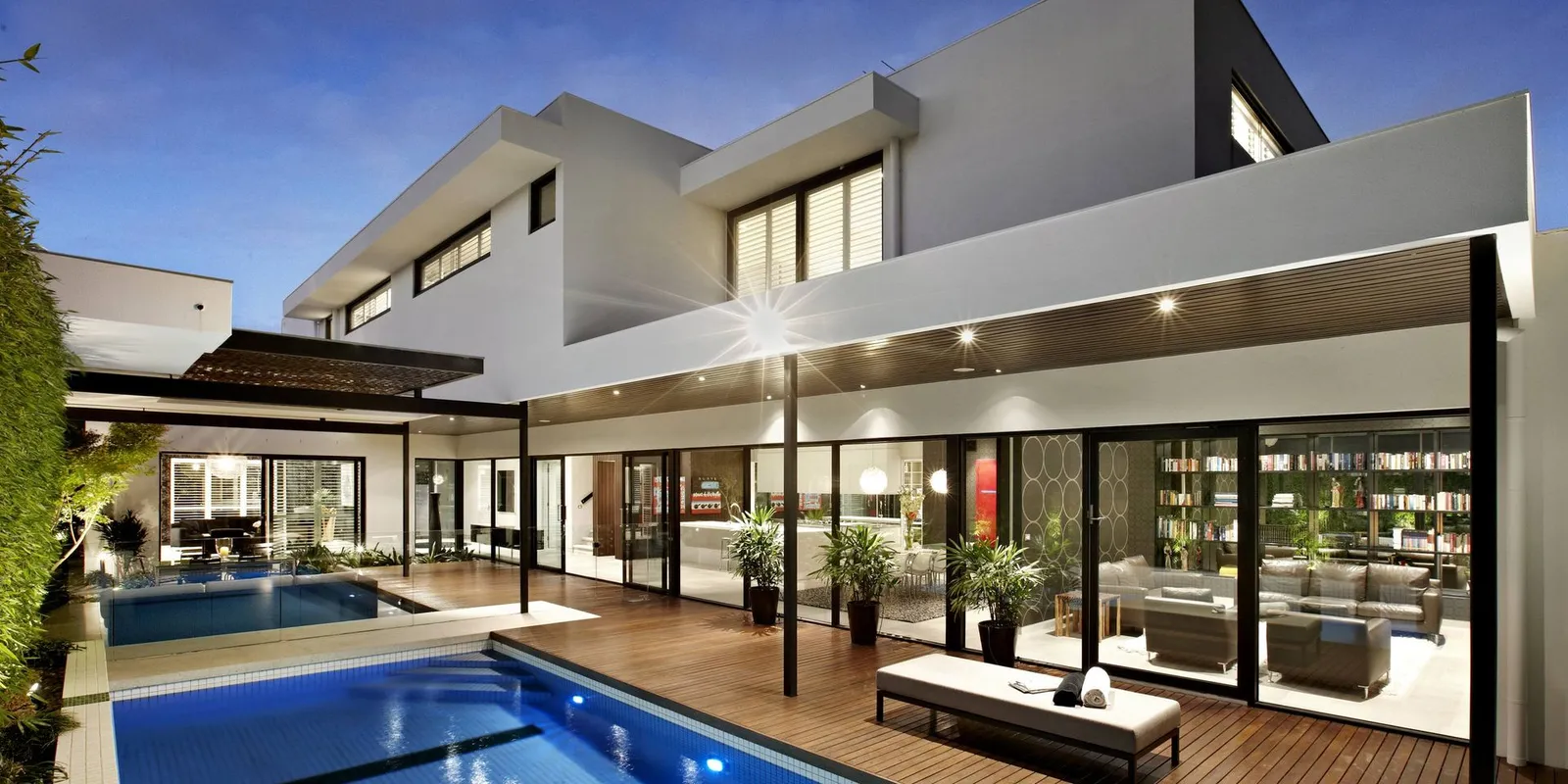 JohnHart Real Estate