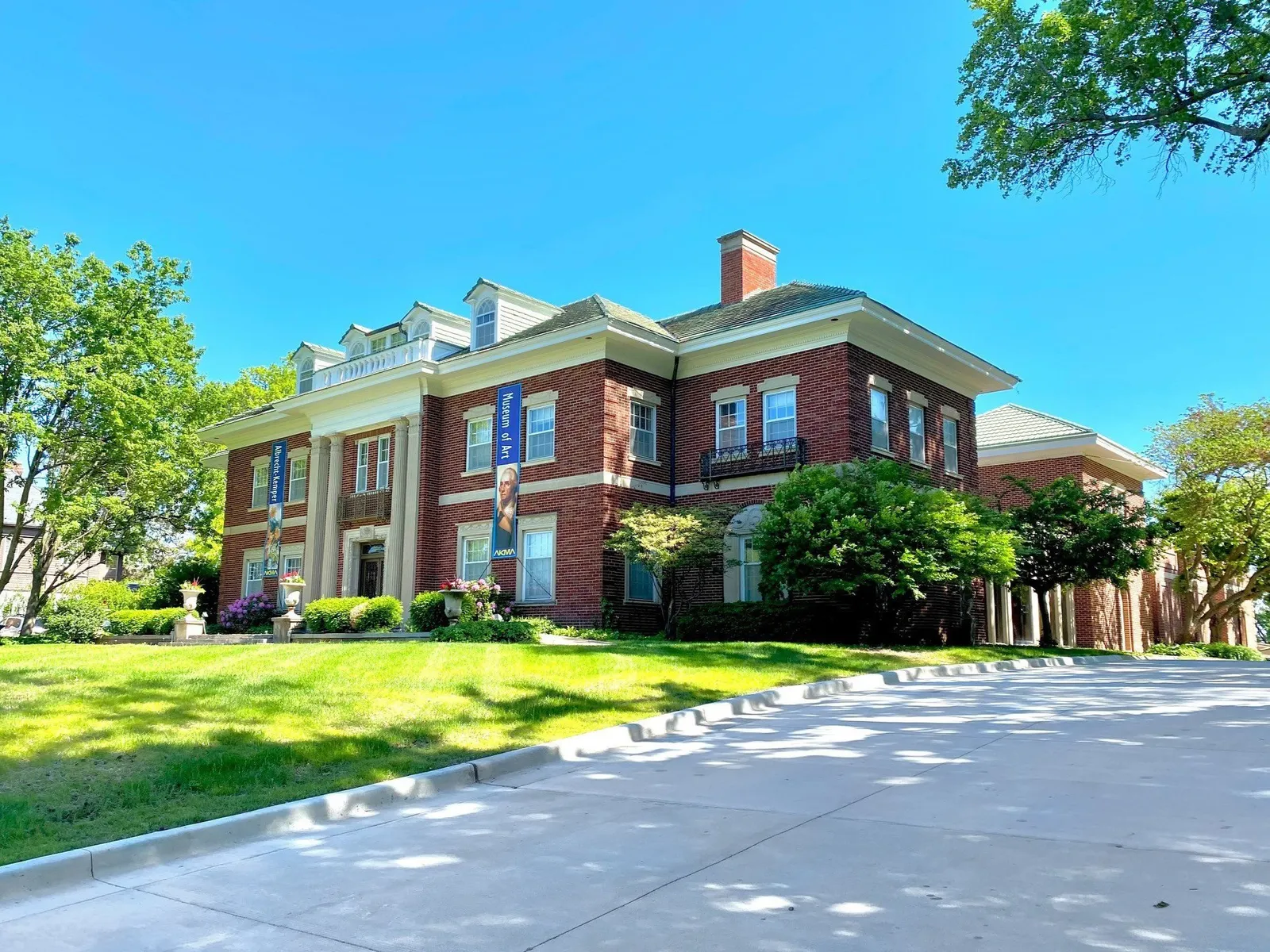Albrecht-Kemper Museum of Art