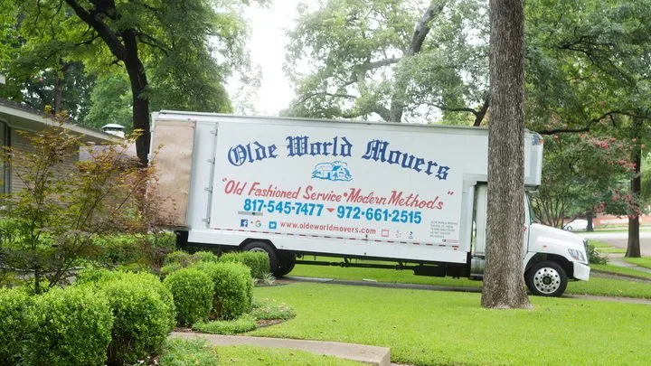 Olde World Movers