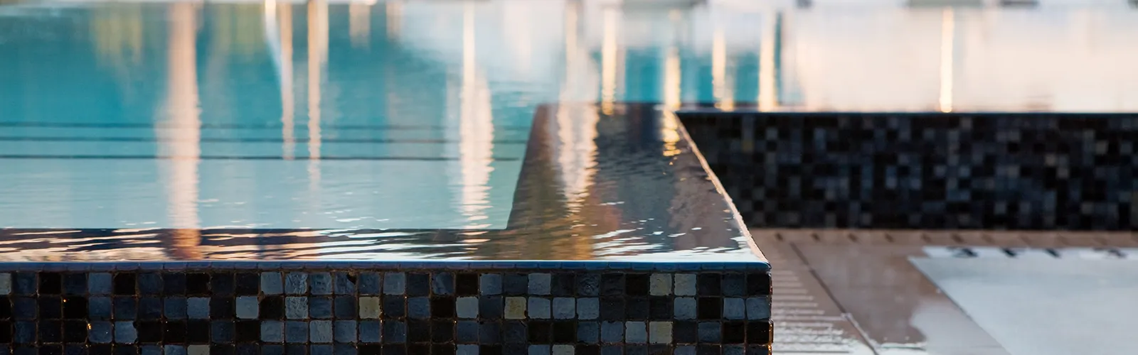 Supreme Pool Tile Cleaning