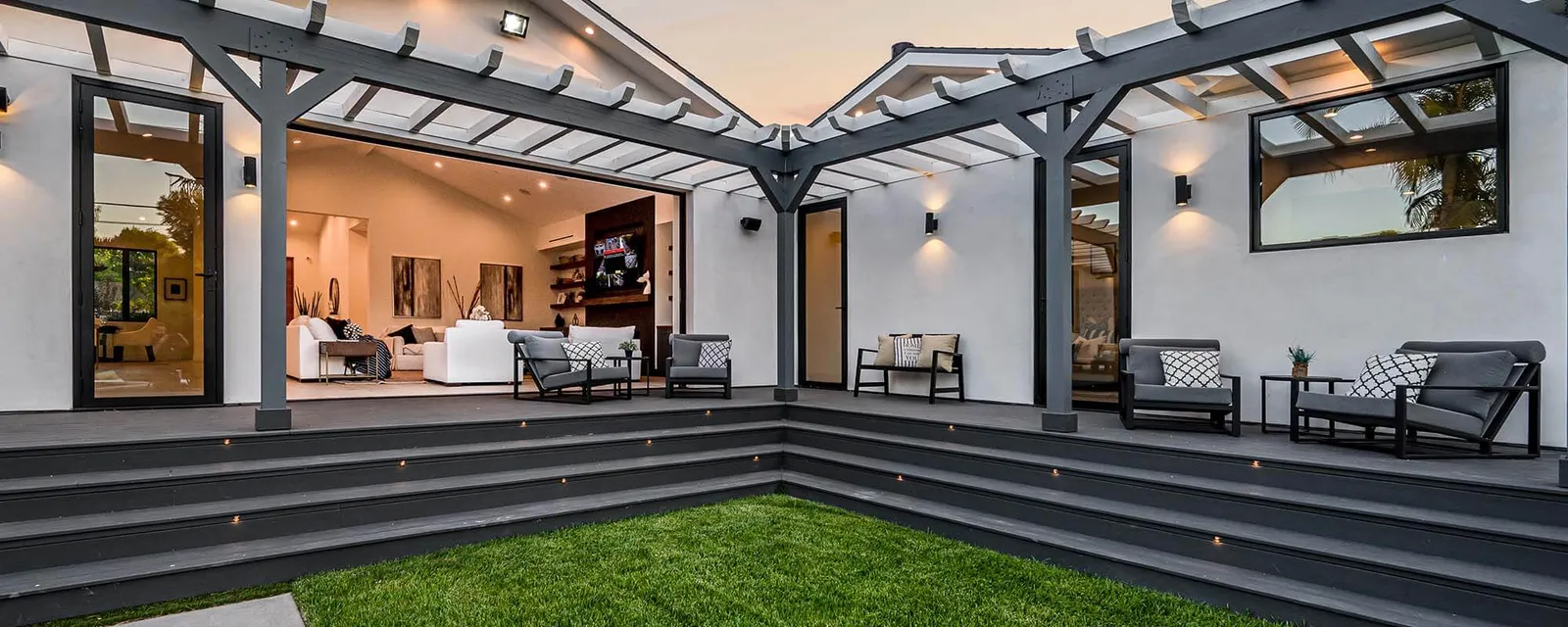 Luxury Outdoor Builders