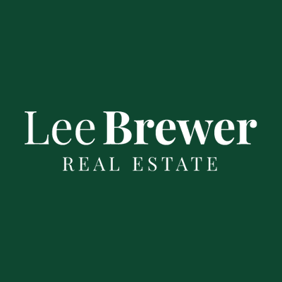 Lee Brewer logo