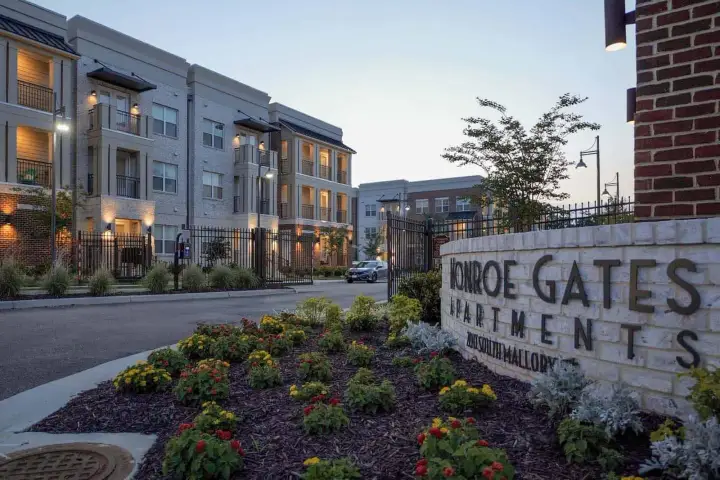 Monroe Gates Apartments