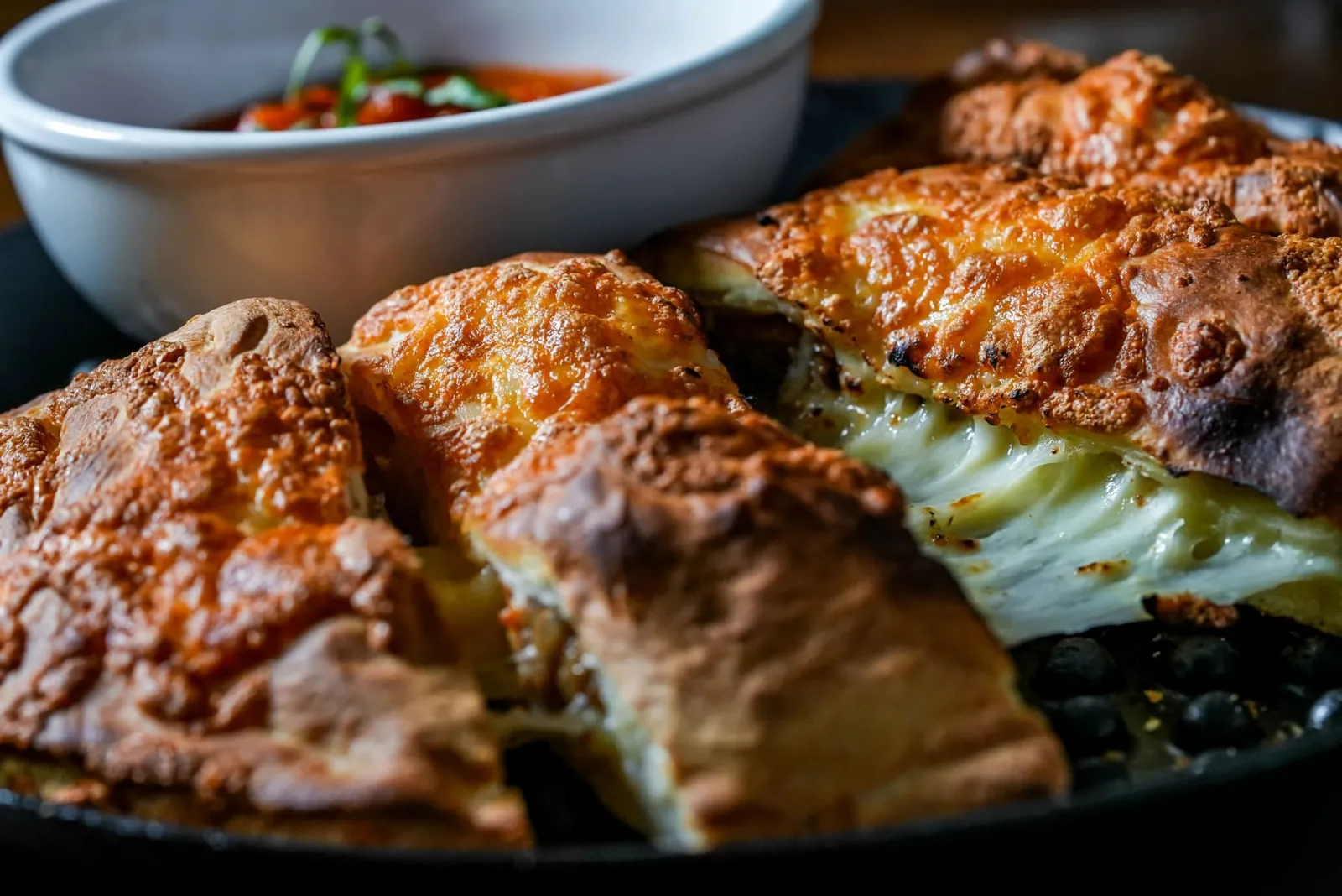 Agoro's Pizza Bar & Grill