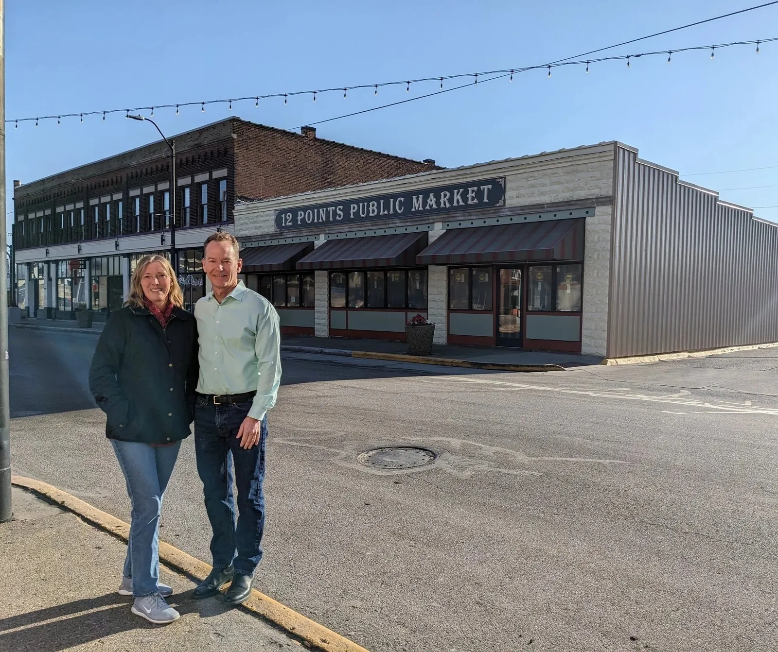 12 Points Public Market