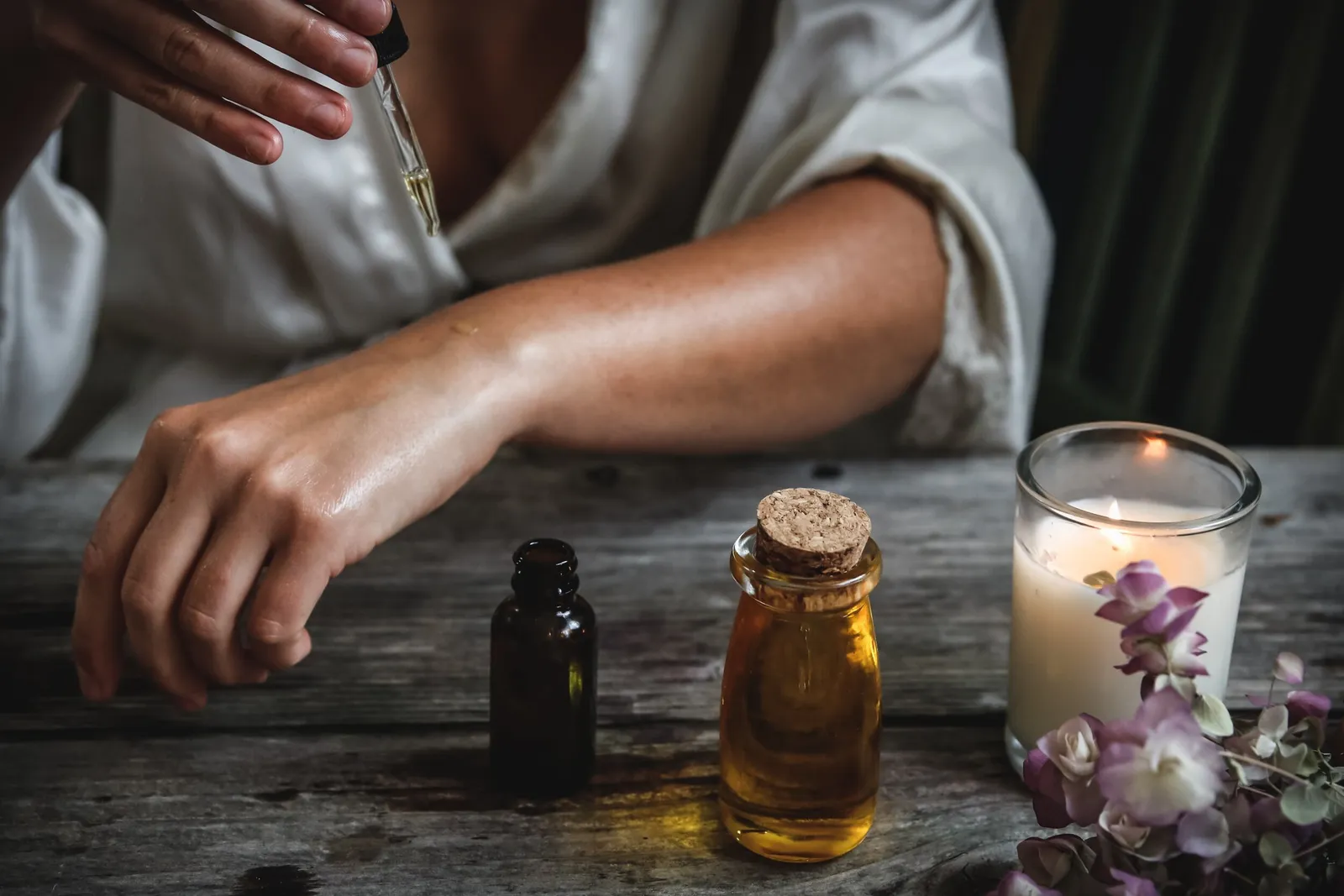 De La Luna Massage & Body Care