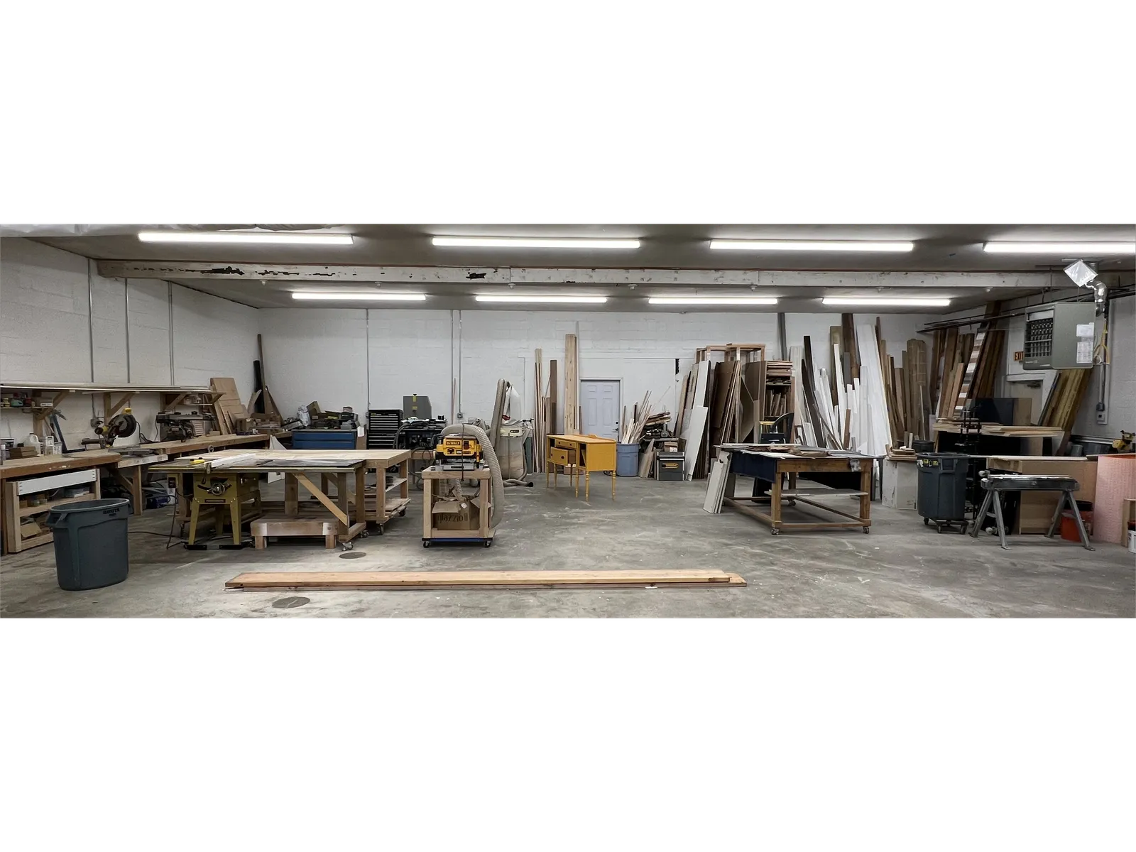 Porticoni Industries LLC