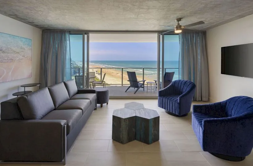 Max Beach Resort
