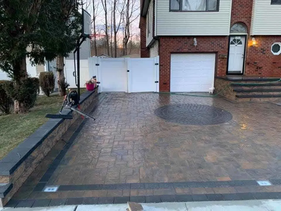 Diamond Paving & Concrete