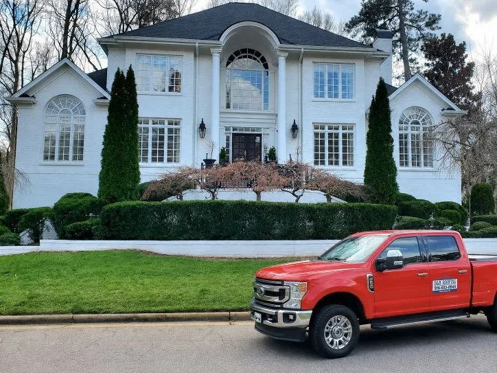 B & B Roofing Inc