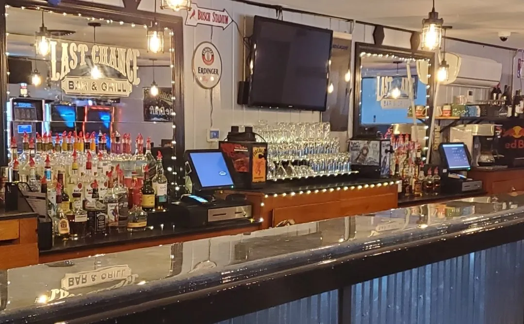 Last Chance Bar & Grill