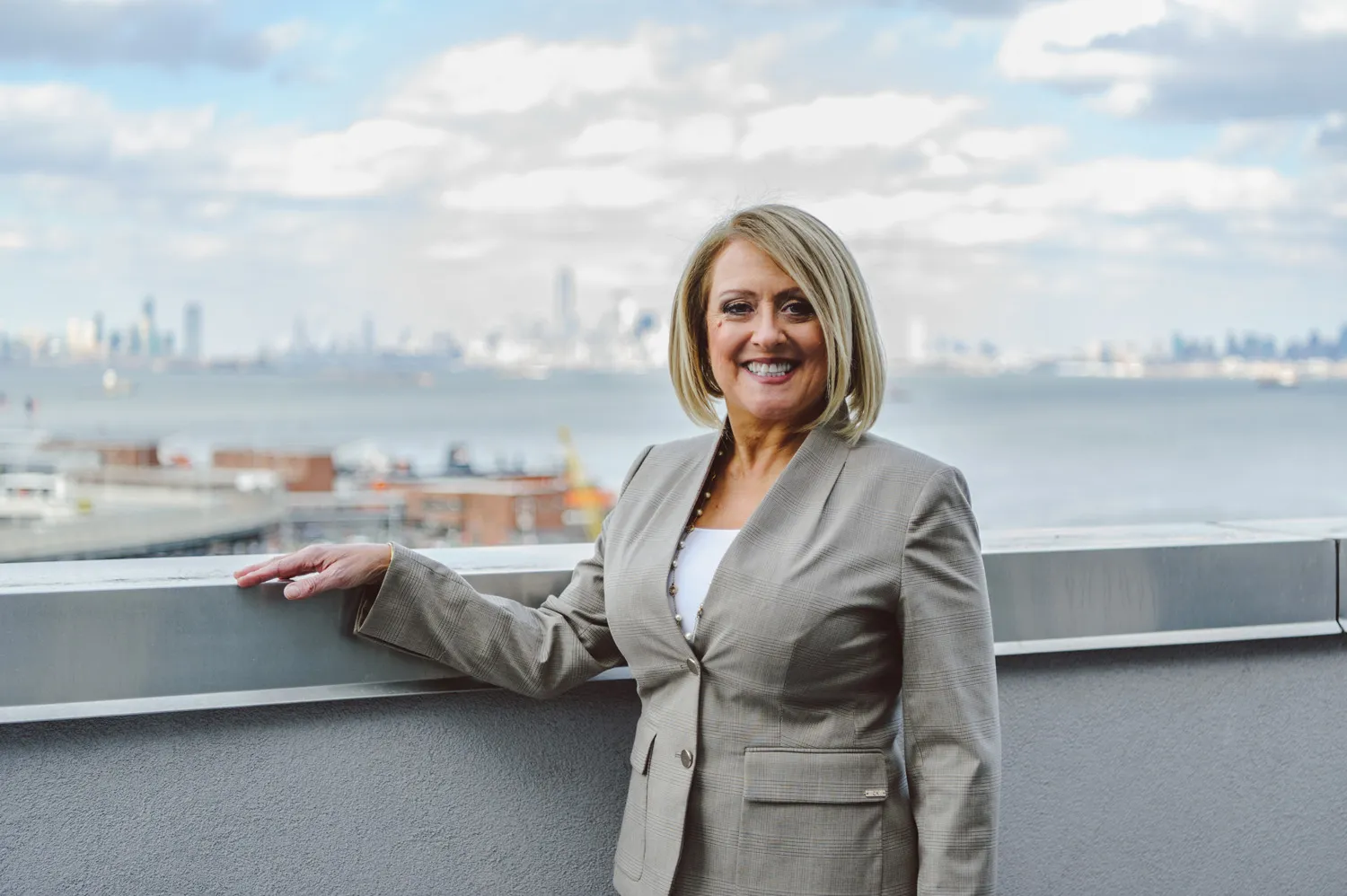 Holly's Staten Island Buzz Realty