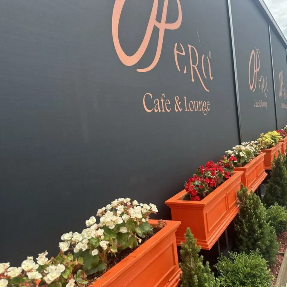 Opera Cafe Lounge