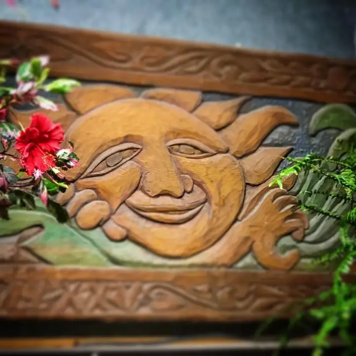 Indoor Sun Shoppe