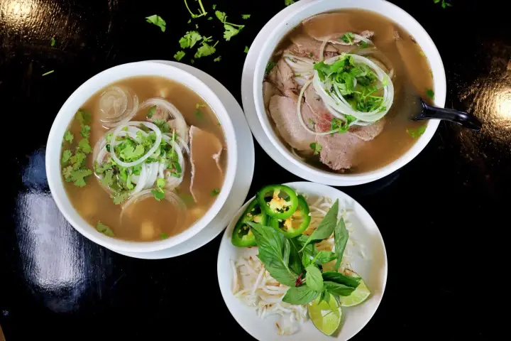 Mr. Pho
