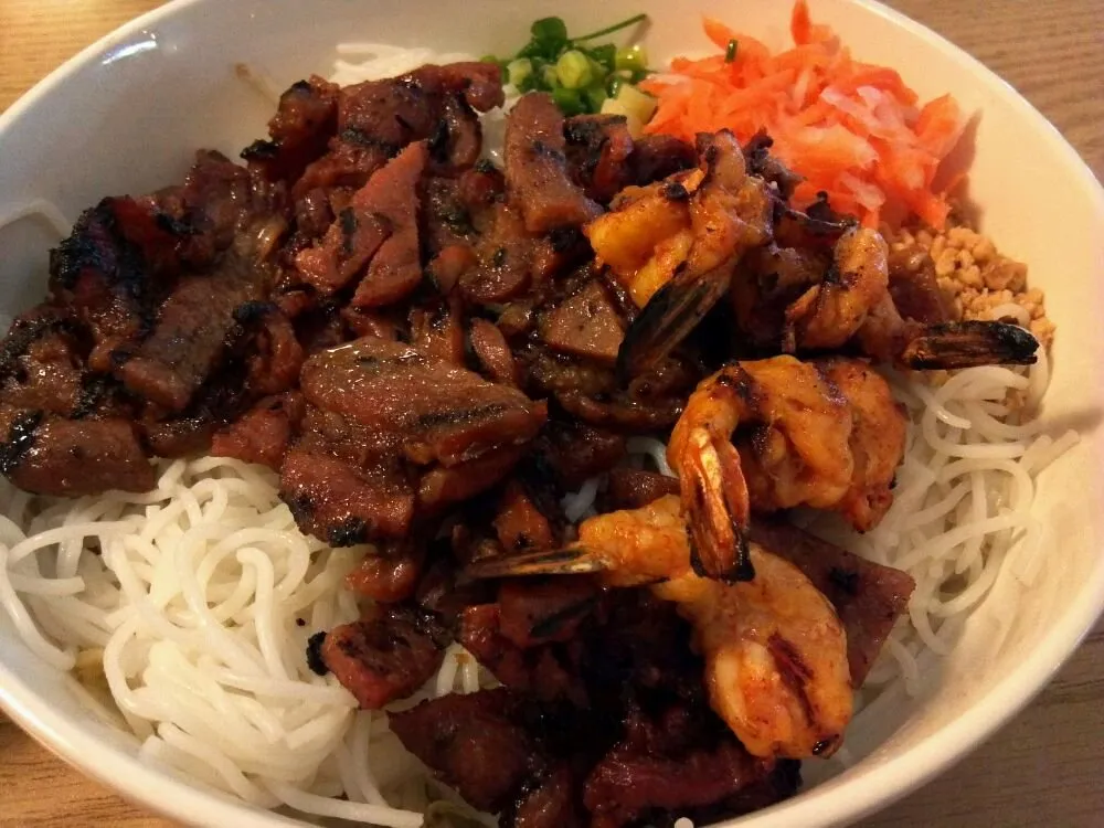 Pho Golden Palace & Vietnamese Resturant
