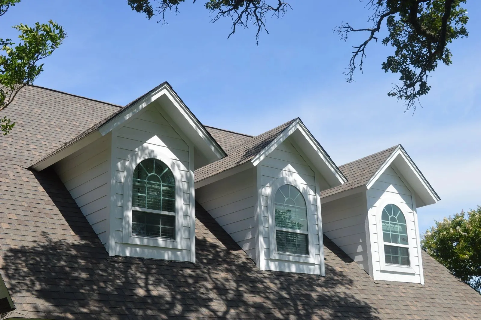 C.W.Roofing & Construction