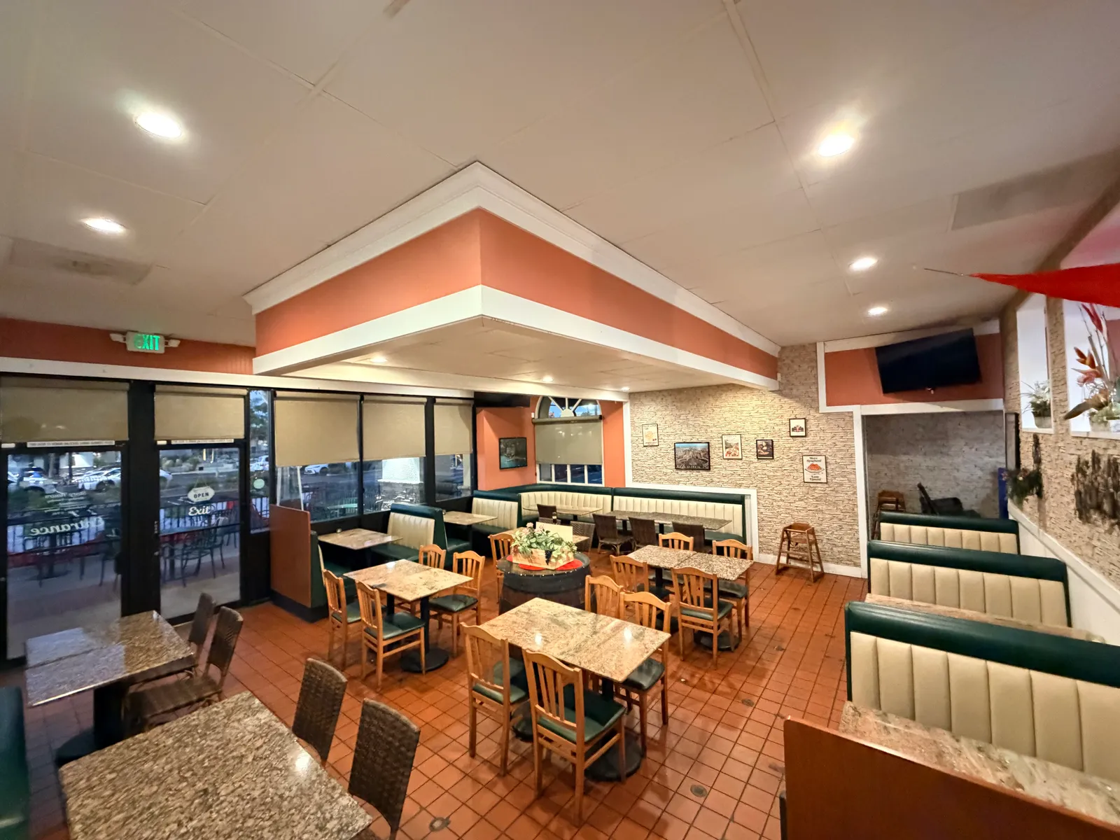 Giuliano’s Delicatessen and Bakery