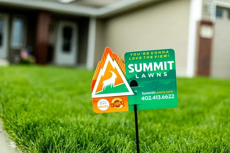 Summit Lawns