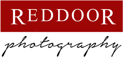 Red Door Photography Studio logo