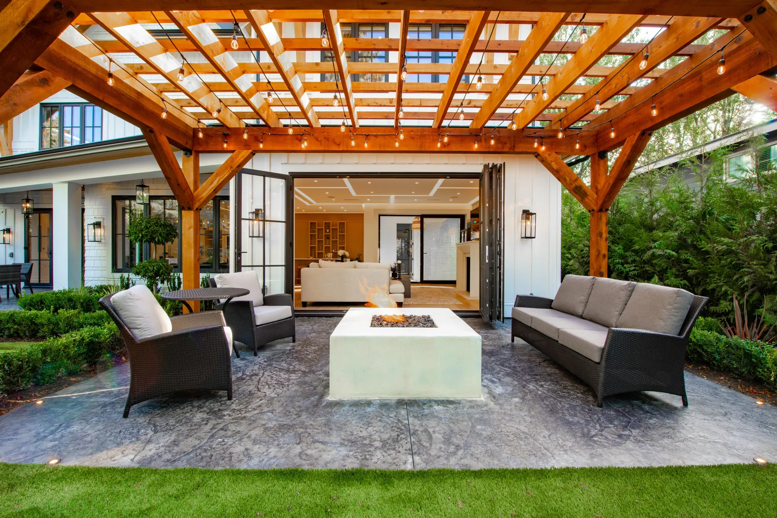 Louisville Concrete Contractors