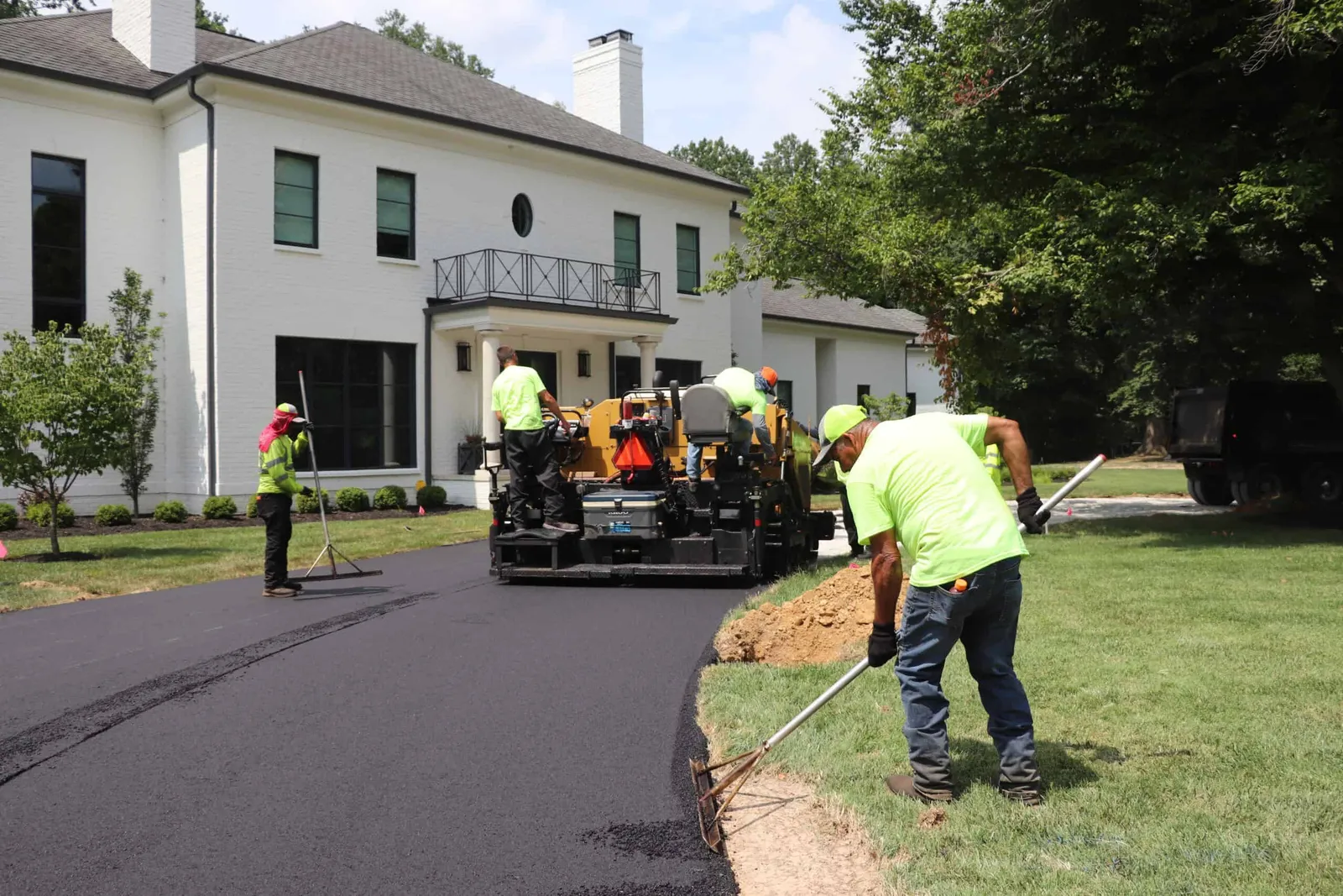 Libs Paving