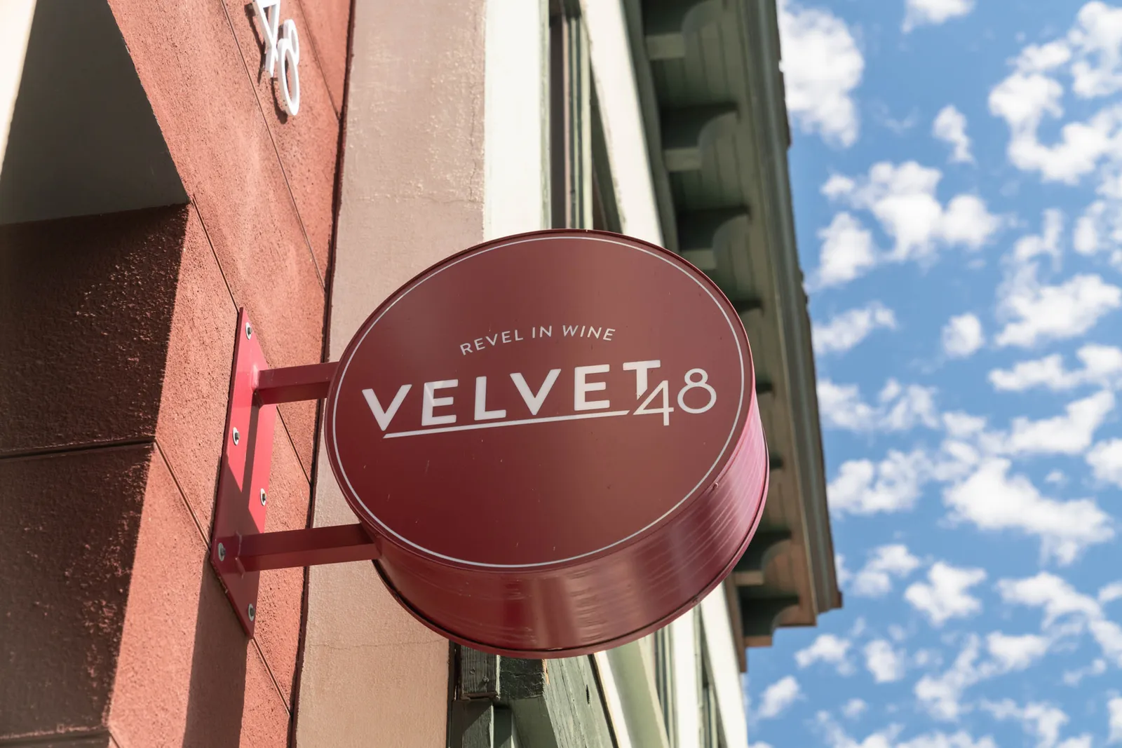 Velvet 48