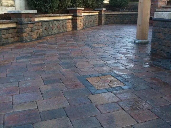 Lockhart's Landscaping & Maintenance, Inc.