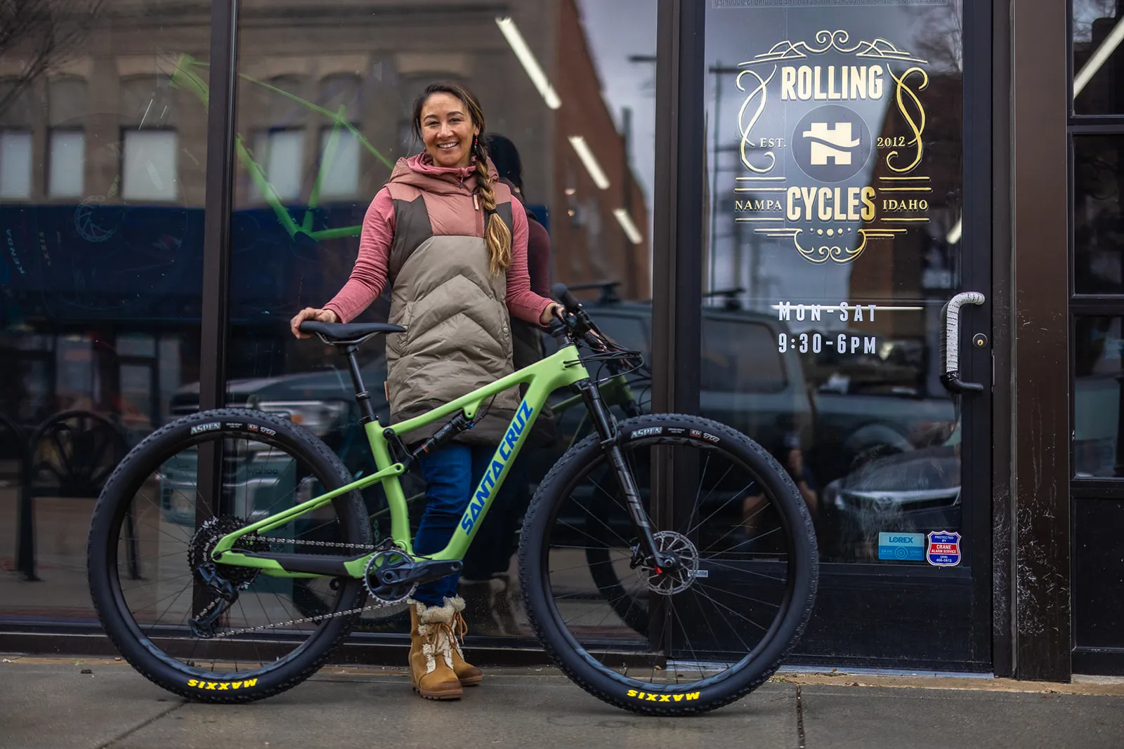 Rolling H Cycles