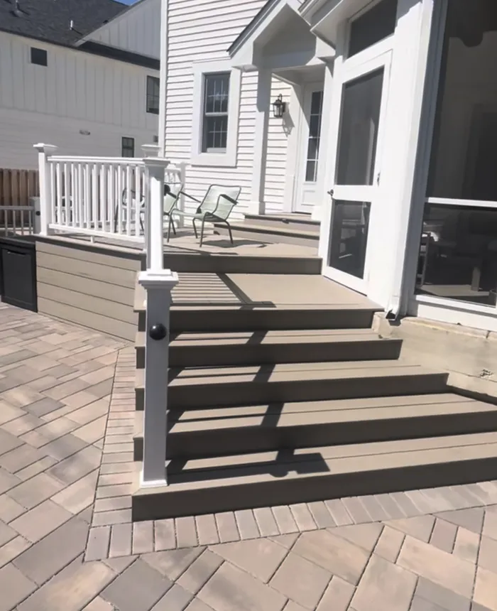 DM Outdoor Living Spaces