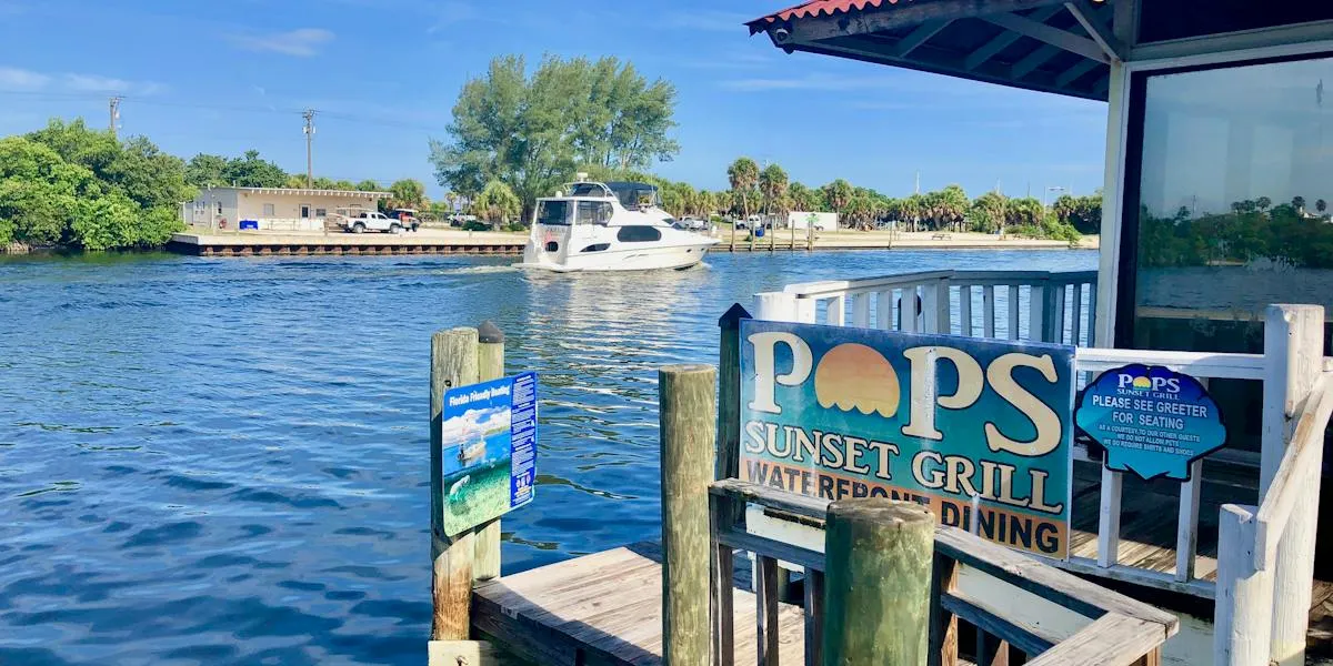 Pop's Sunset Grill