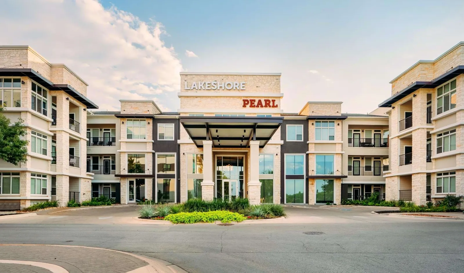 Lakeshore Pearl