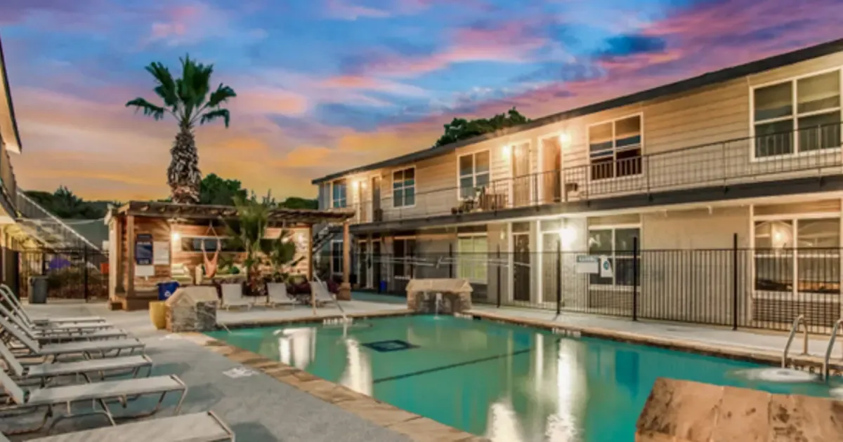 Element Austin Apartments