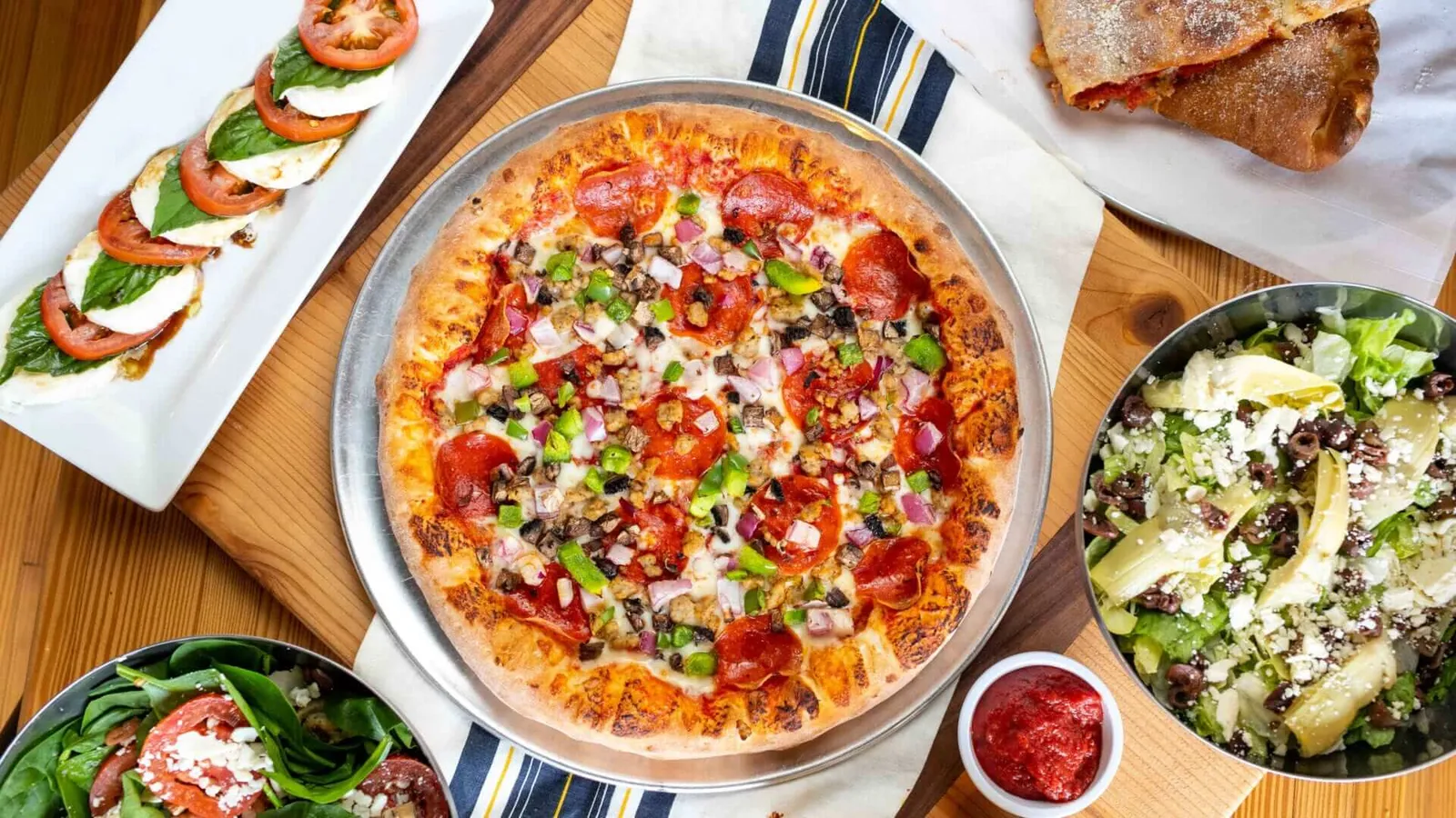 Aviator Pizza & Drafthouse
