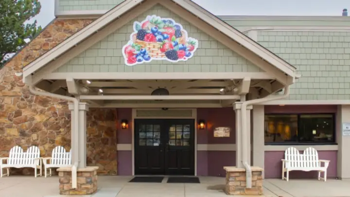 Berries Basket Cafe