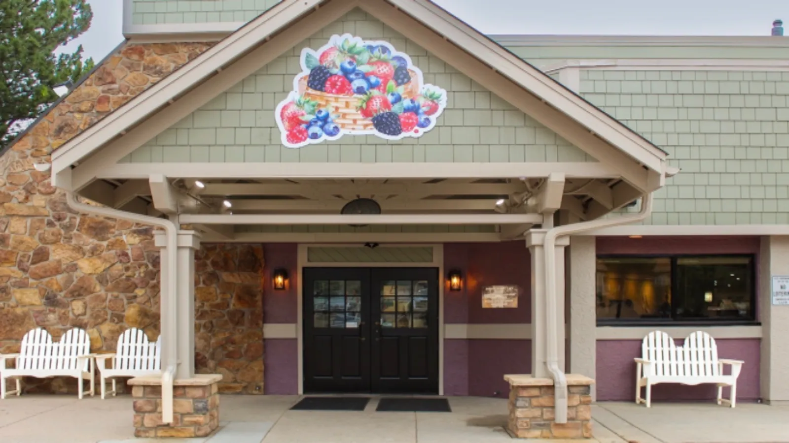 Berries Basket Cafe