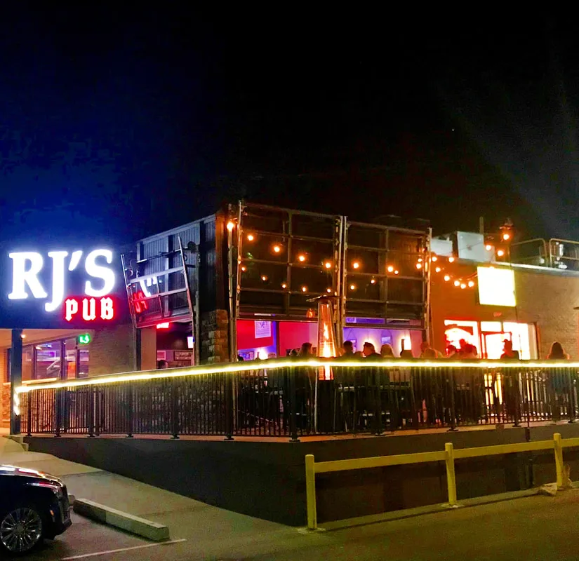 RJ'S PUB