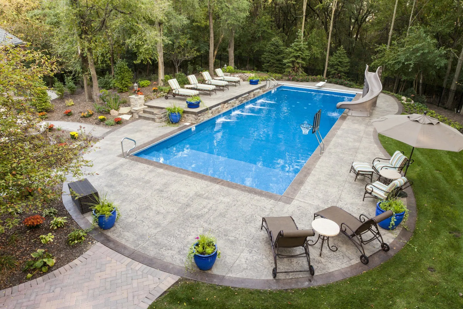 Vision Pools and Concrete LLC