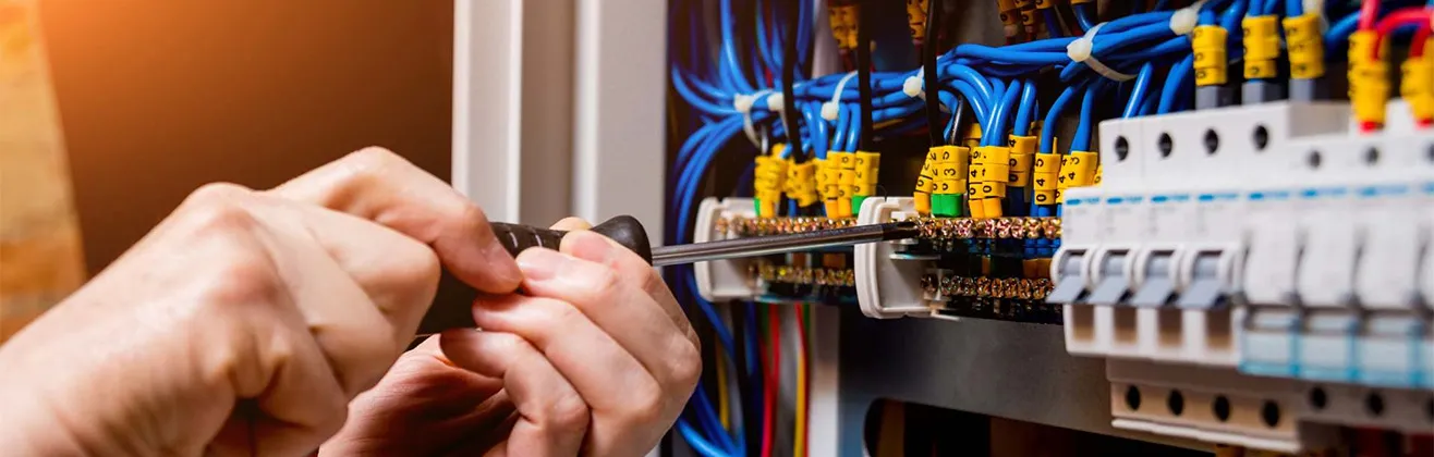 Electrical Techs