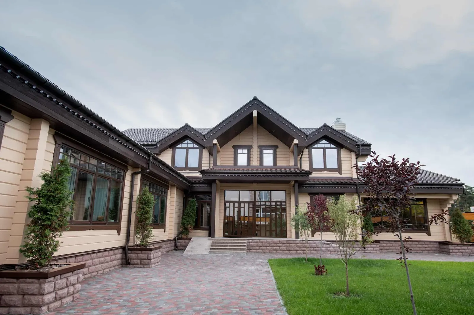 Camile Thomsen Real Estate
