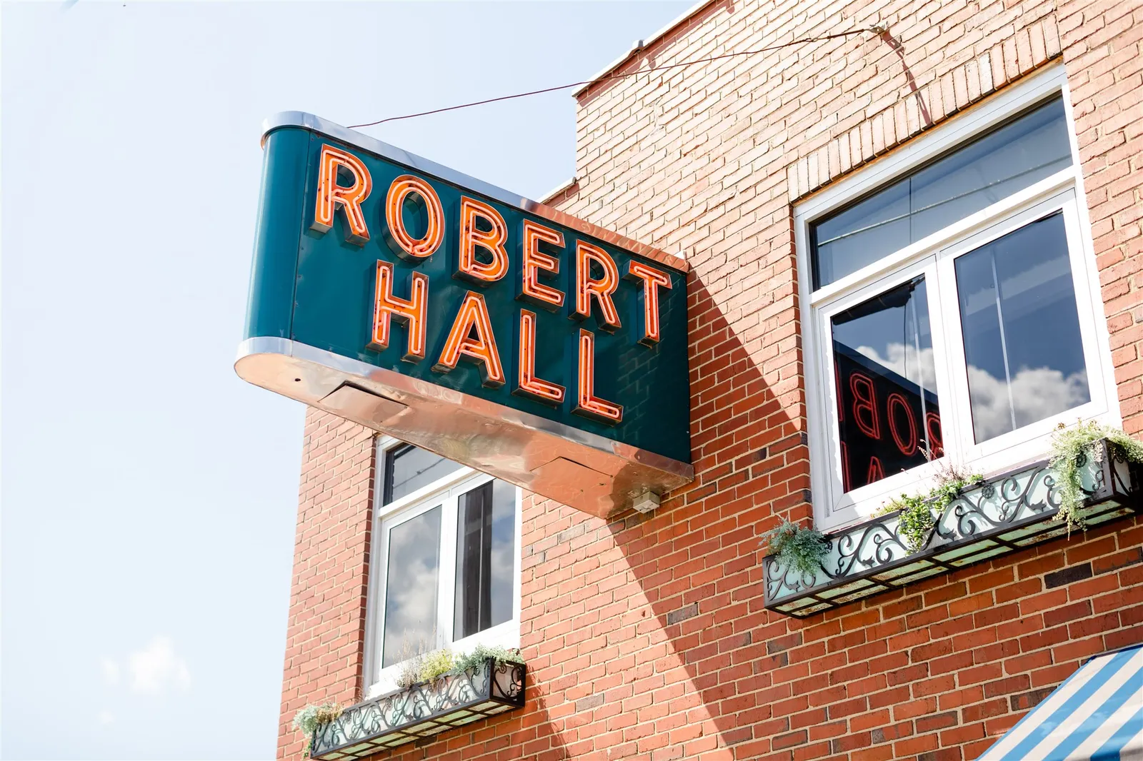 Robert Hall