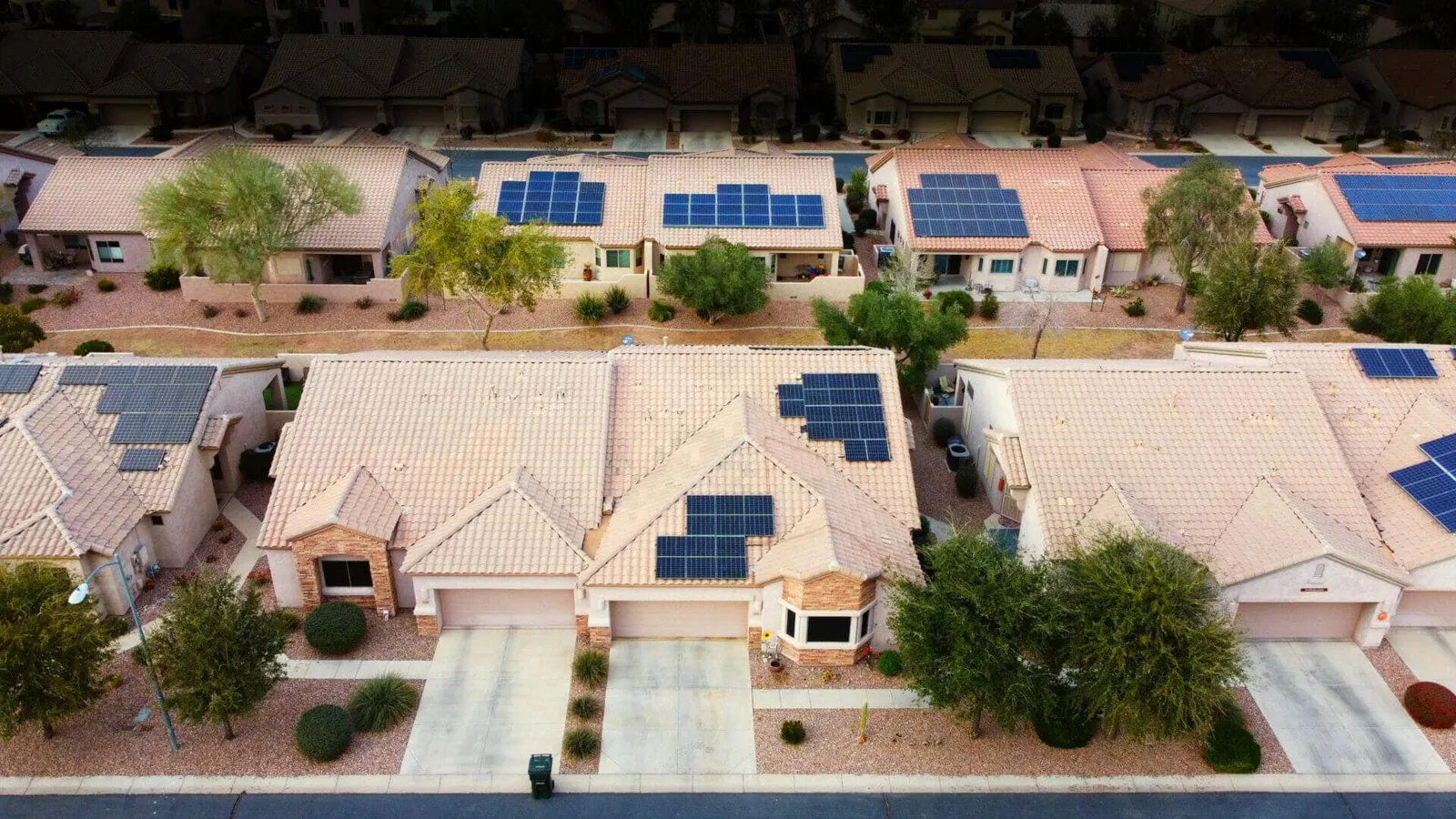 Phoenix Solar Panel Systems LLC