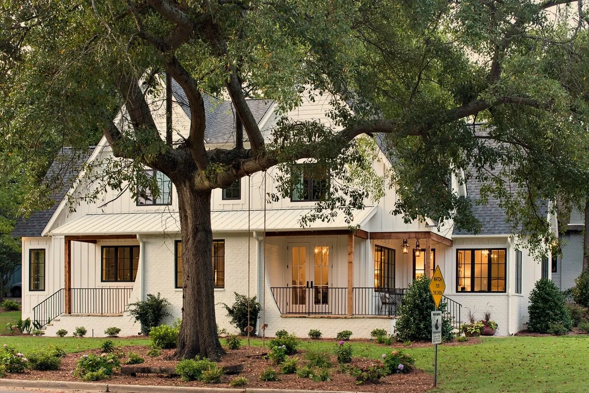 Mitchell Bradford