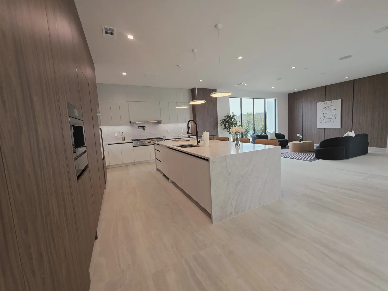 Supreme Cleaning Services Group LLC