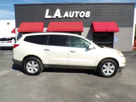 L A AUTOS