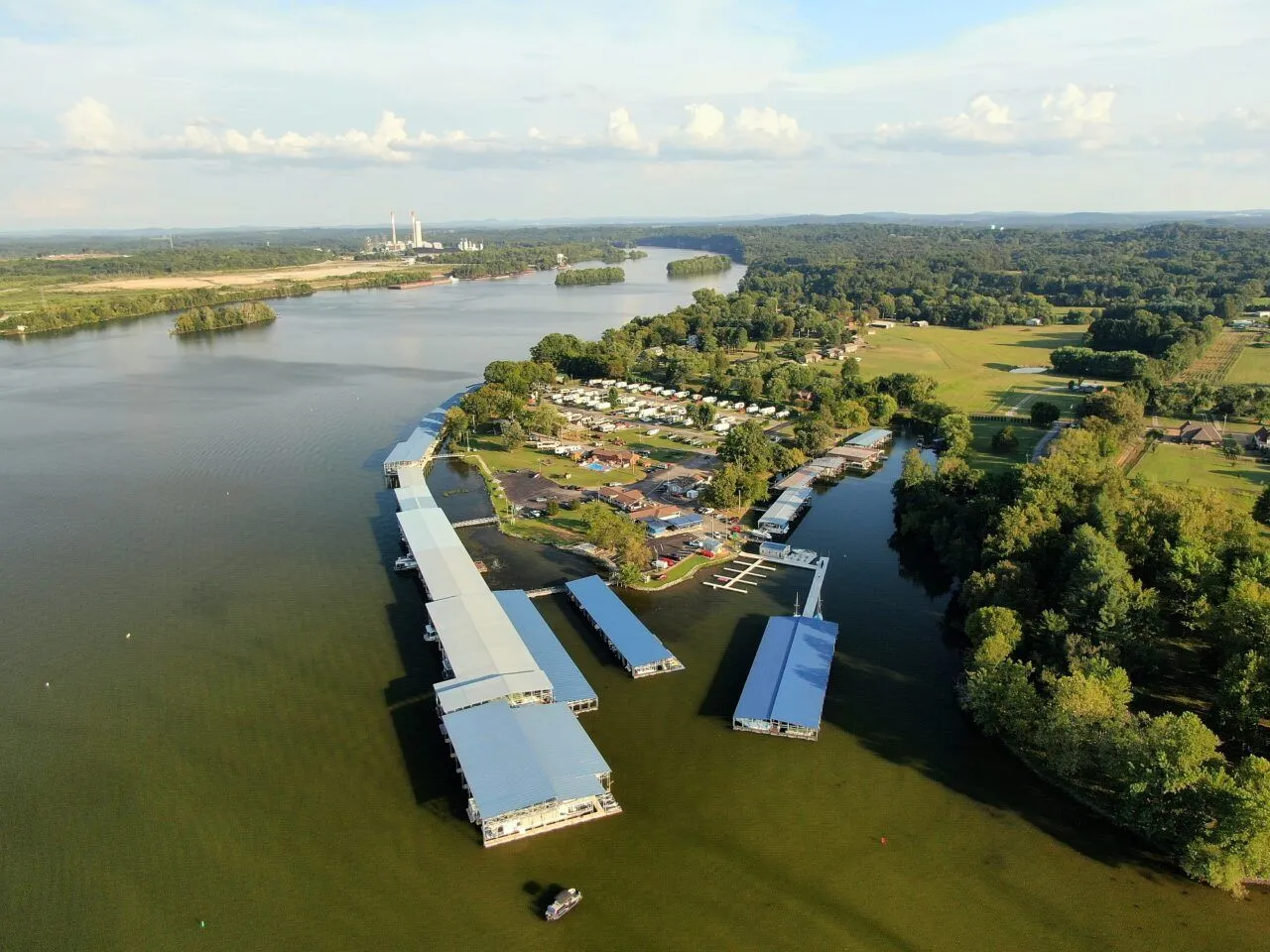 Cherokee Marina & Campground