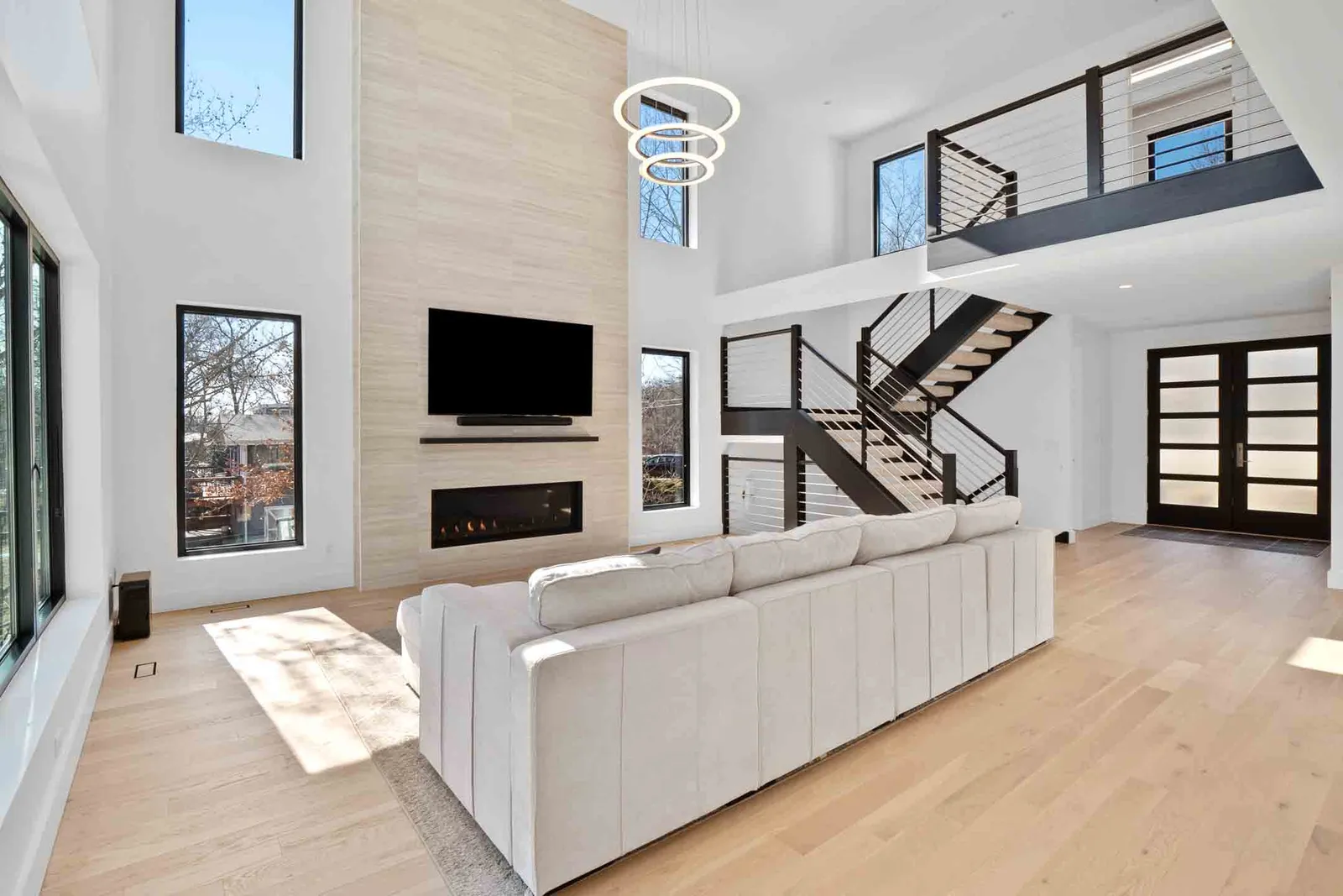 Benchmark Custom Homebuilders Inc.
